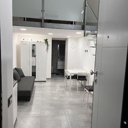 Apartamento Emilyhouse CTA Exterior foto