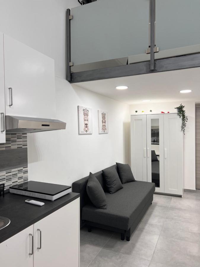 Apartamento Emilyhouse CTA Exterior foto